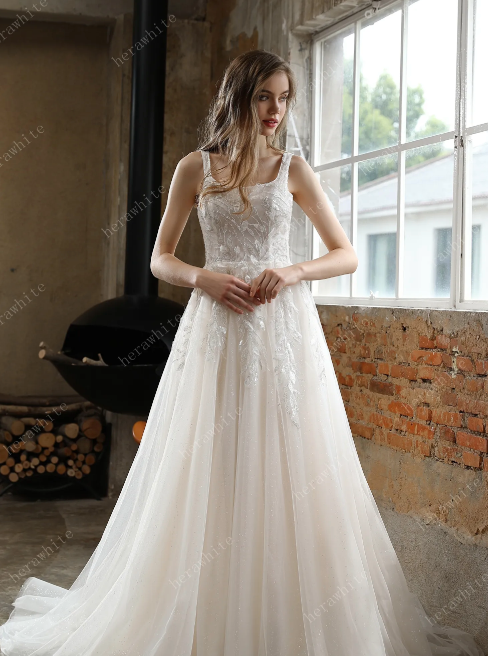 Square neck hot sale wedding dress