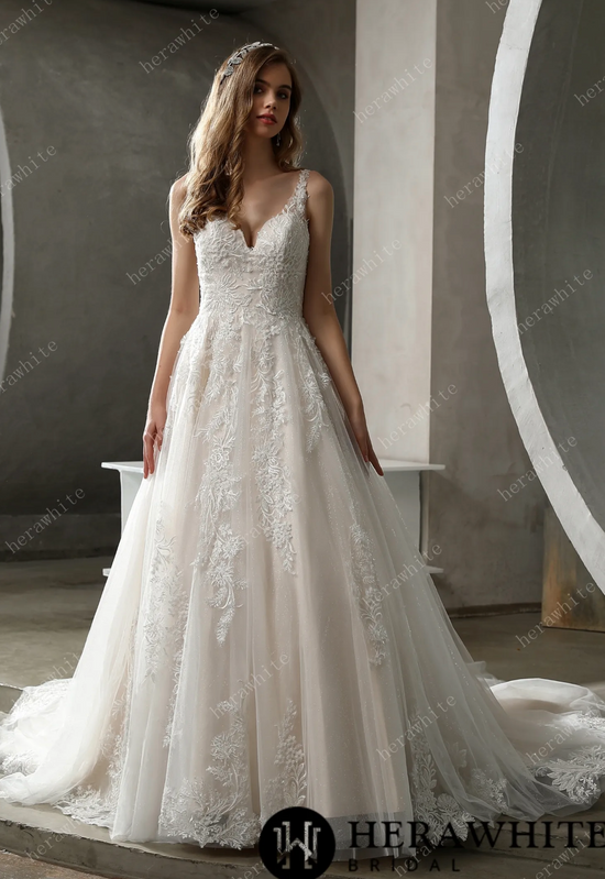 Load image into Gallery viewer, Stunning Tulle Lace Bridal Ball Gown with Glitter Tulle
