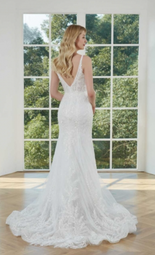 
                      
                        Tulle Lace Mermaid Bridal Gown
                      
                    