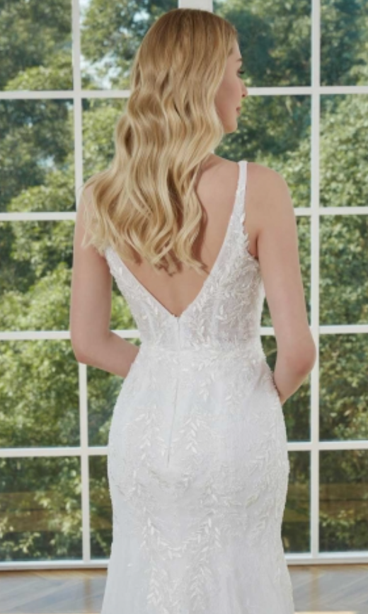 
                      
                        Tulle Lace Mermaid Bridal Gown
                      
                    