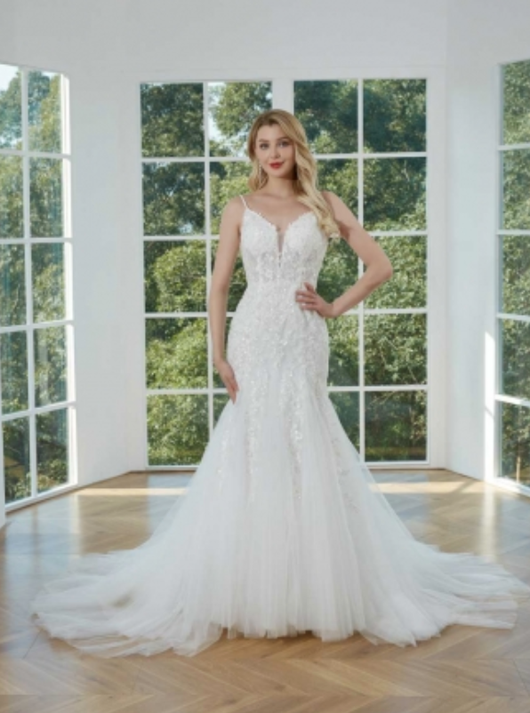 Lace Floral Mermaid Bridal Gown