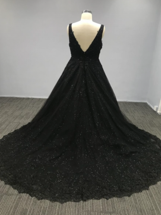 
                      
                        Plus Size Beaded Sequined Bridal A Line Ball Gown
                      
                    