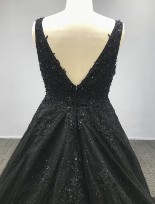 
                      
                        Plus Size Beaded Sequined Bridal A Line Ball Gown
                      
                    