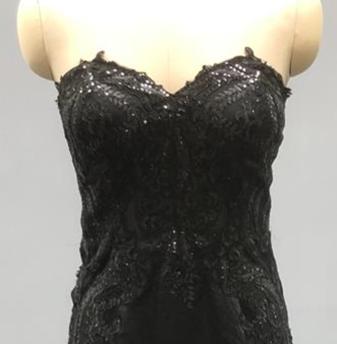 
                      
                        Vintage Black Lace Mermaid Wedding Sleeveless Bridal Gown
                      
                    
