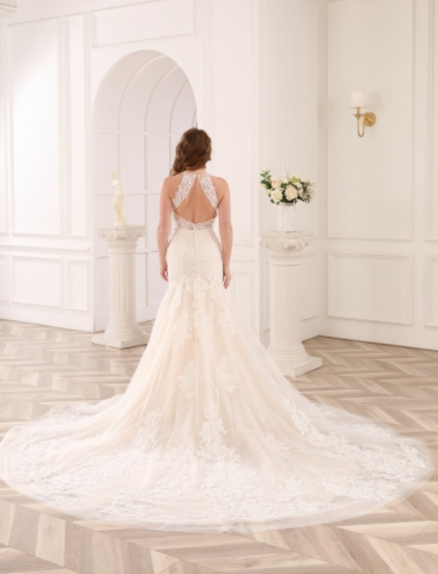 
                      
                        High Neck Open Back Lace Tulle Bridal Wedding Gown
                      
                    