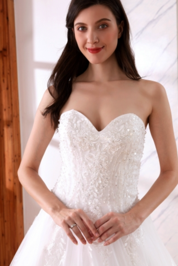 Load image into Gallery viewer, Sequined Sweetheart Lace A Line Bridal Wedding Gown
