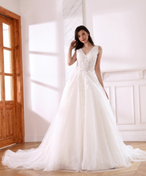 
                      
                        Pearl Sequined Lace Tulle A Line Bridal Wedding Gown
                      
                    