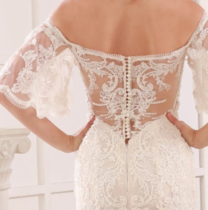 Load image into Gallery viewer, Off The Shoulder Lace Bell Sleeve Bridal Wedding Gown
