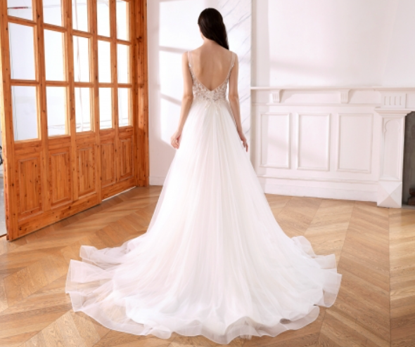 
                      
                        Soft Lace Tulle A Line Bridal Wedding Gown
                      
                    