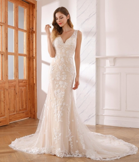 Lace Overlay Mermaid Fitted Wedding Bridal Gown