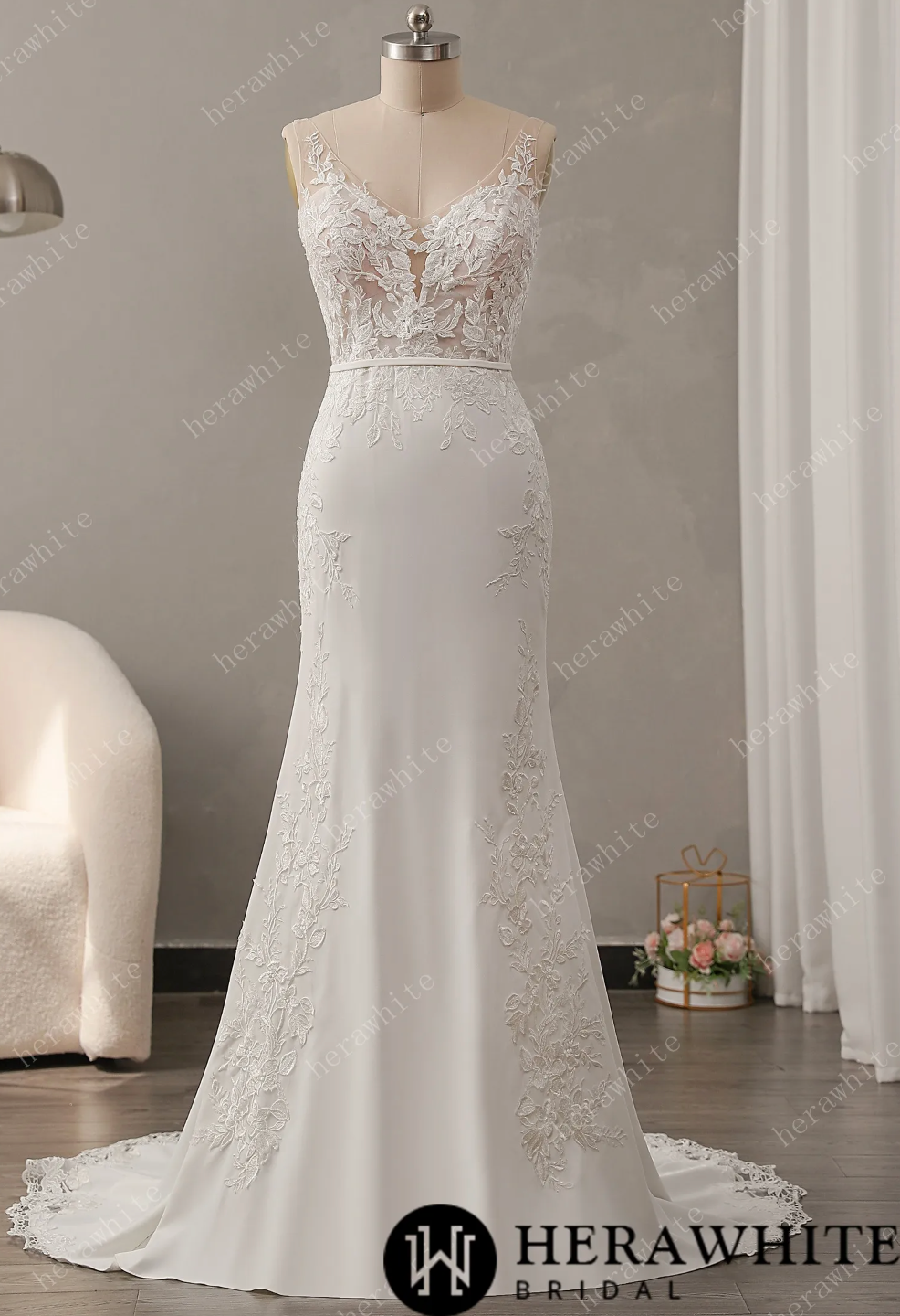 Romantic Lace Sheath Wedding Dress with Low Back