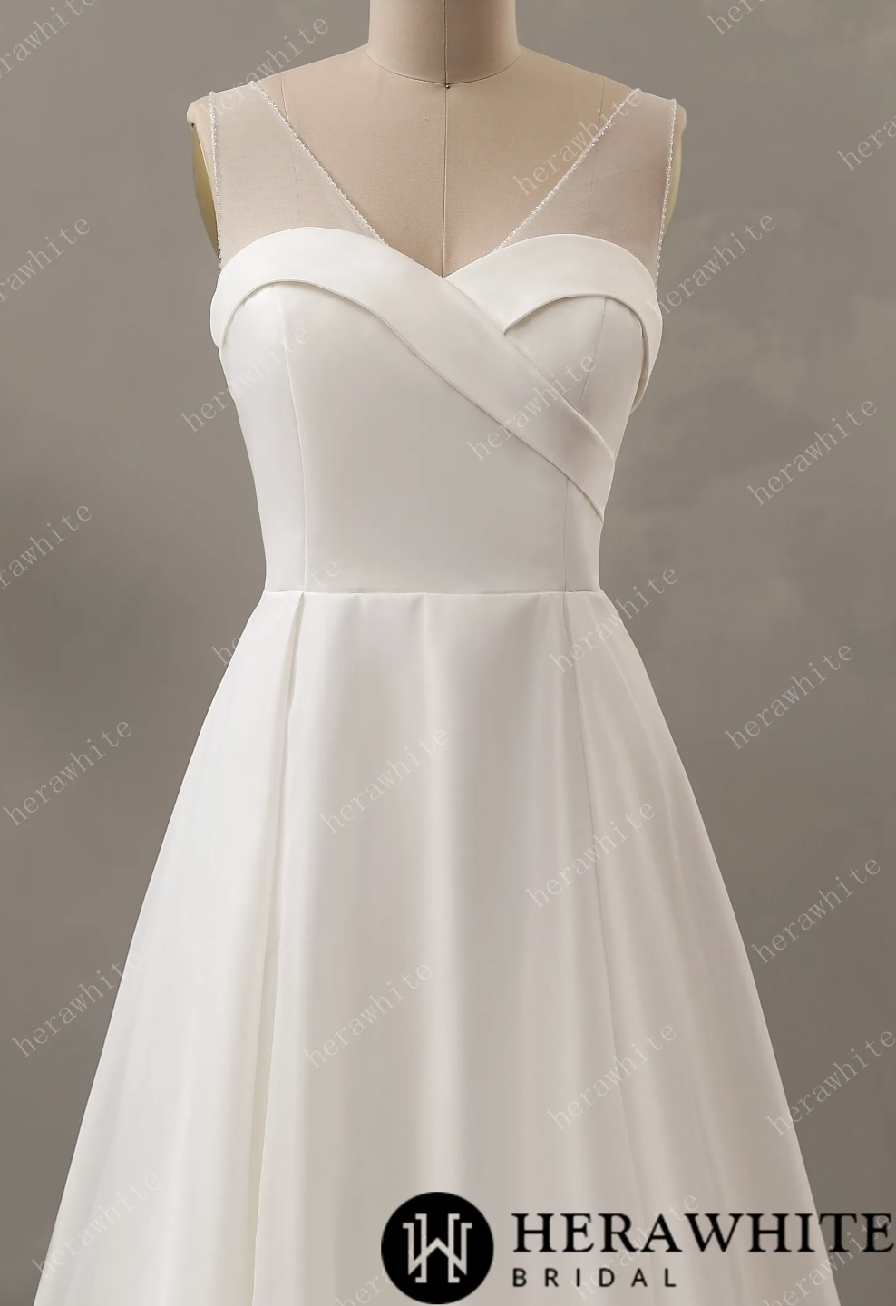 Elegant A-Line Dress with Organza Skirt and V-Neck