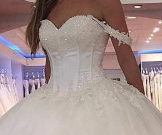 White Lace Appliques Wedding Ball Gown Sweetheart Beaded Princess Bride Dress - TulleLux Bridal Crowns &  Accessories 