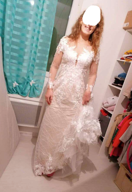 I found my dream dress, however, I am 32 bust, 25 waist and 35 hips, would  that be too big of an alteration to get done?? It's my dream dress and just