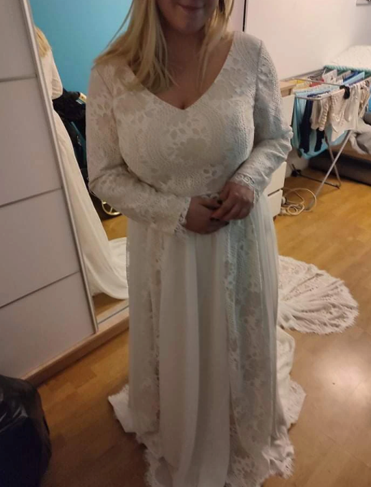 Boho Beach Long Sleeve Chiffon Lace Wedding Bridal Gown
