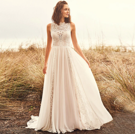 Load image into Gallery viewer, Sleeveless Lace Wedding Dress A-Line Boho Bridal Beach Gown

