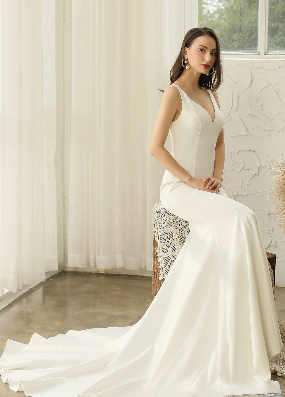 Load image into Gallery viewer, Crepe Mermaid Bridal Gown With Illusion Lace Back
