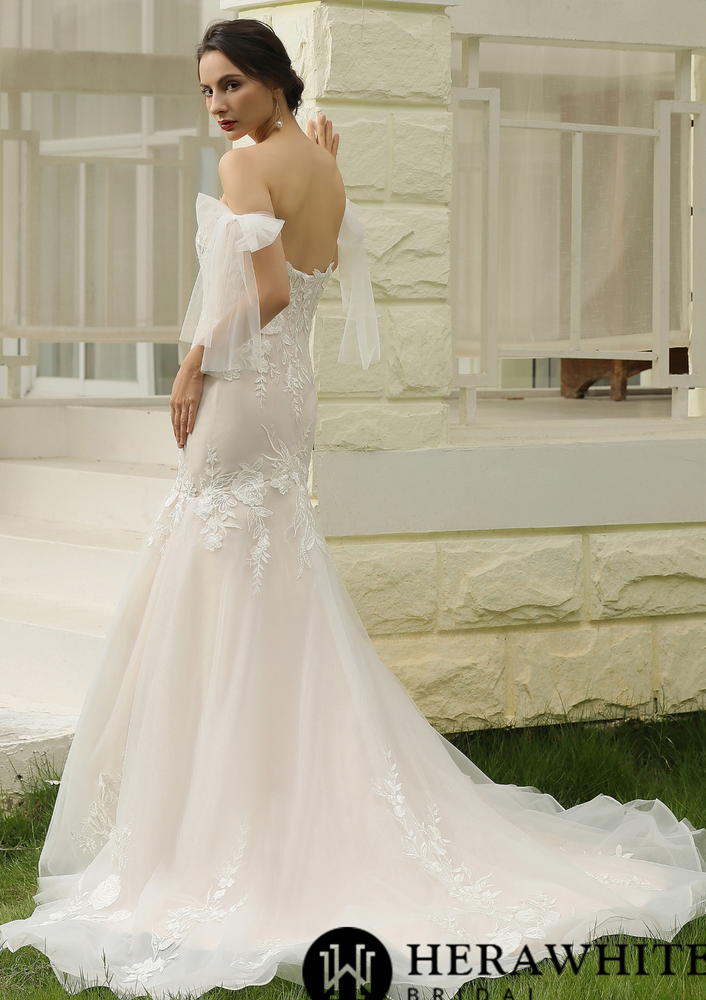 
                      
                        Floral Lace Mermaid Bridal Gown With Detachable Tulle Straps
                      
                    