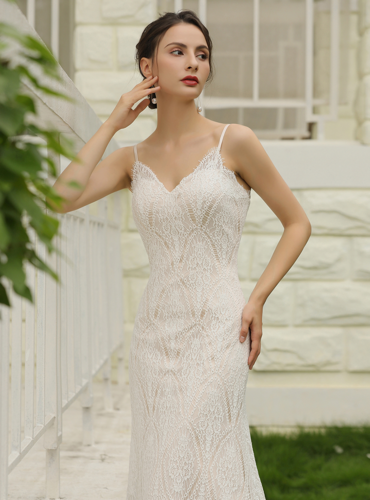 
                      
                        Spaghetti Straps Lace Sheath Wedding Gown
                      
                    
