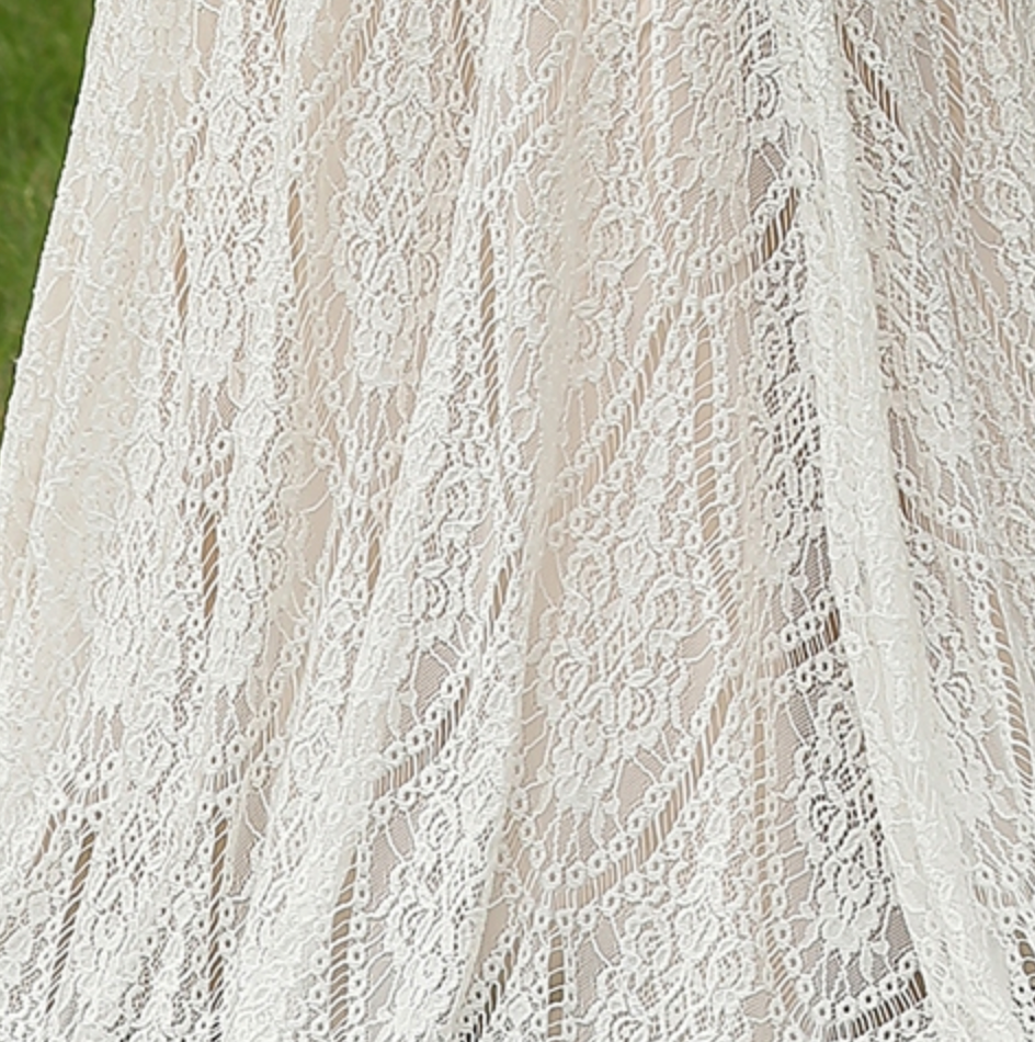 
                      
                        Spaghetti Straps Lace Sheath Wedding Gown
                      
                    