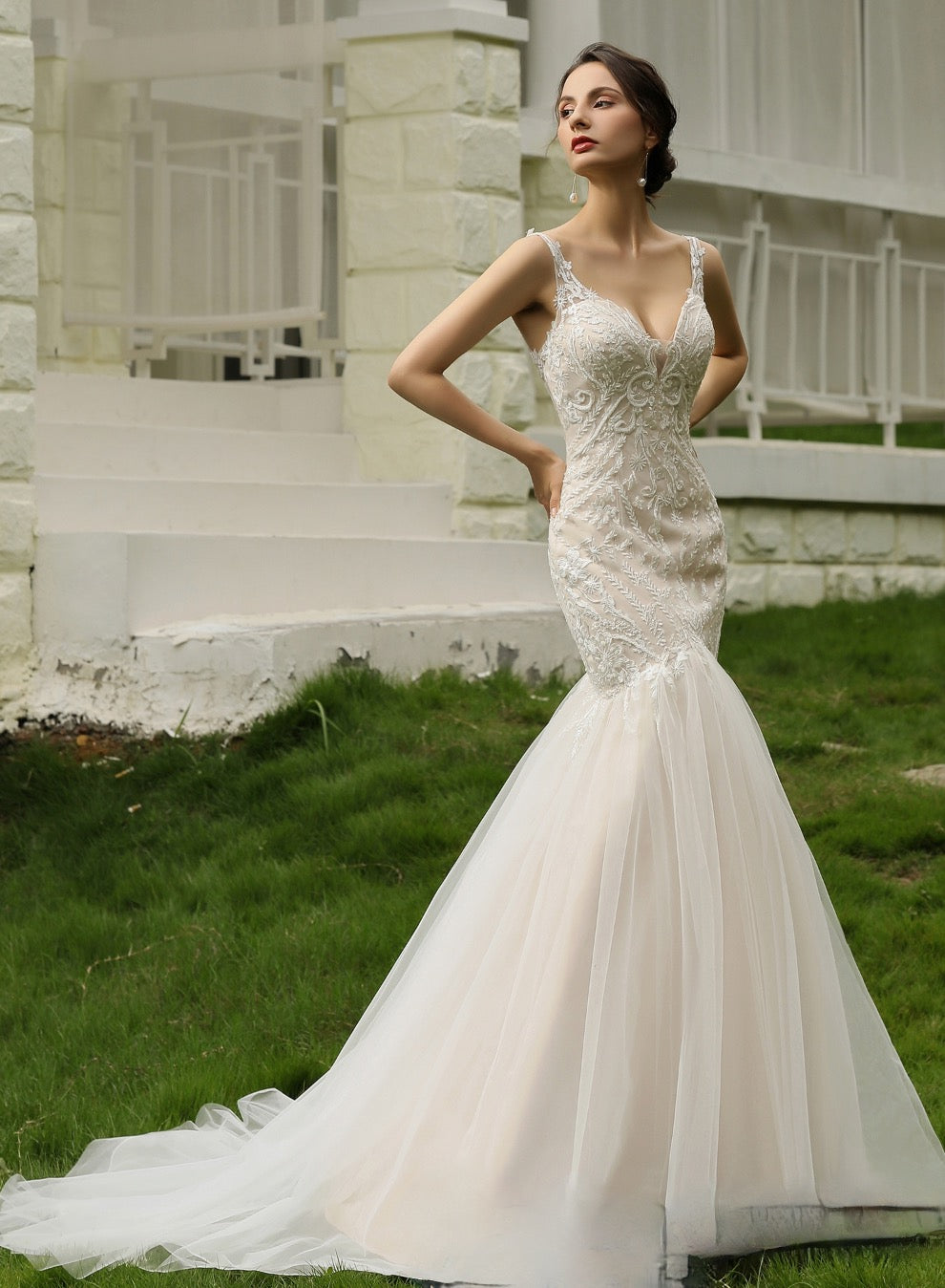 Custom Ivory Mermaid Black Bridal Gowns With Trumpet, Zipper Lace