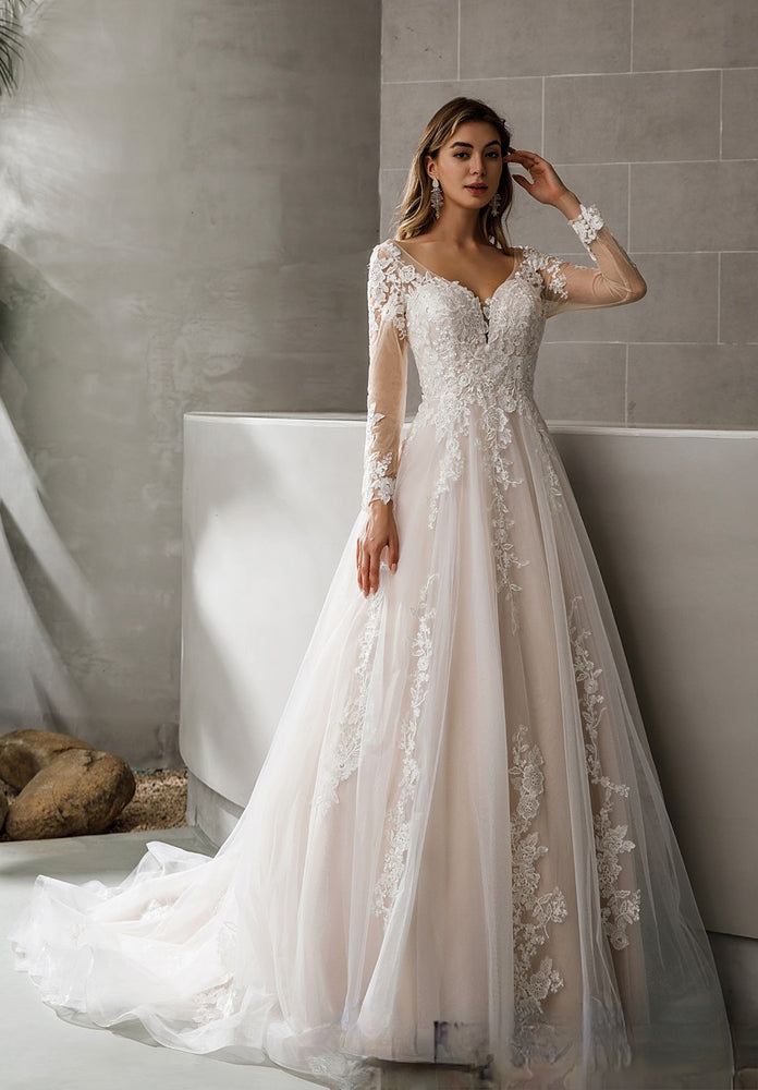
                      
                        Classic Princess Wedding Dress With V-Neck and Long Sleeves
                      
                    