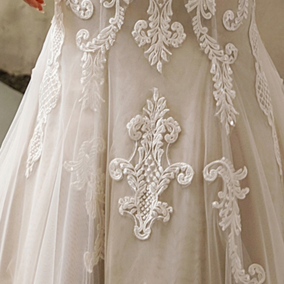 
                      
                        Vintage Lace Fit and Flare Wedding Dress With Court Train
                      
                    