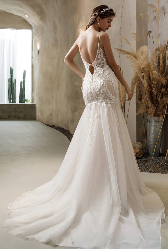 Elegant Mermaid Gown With Detachable Bell Sleeves