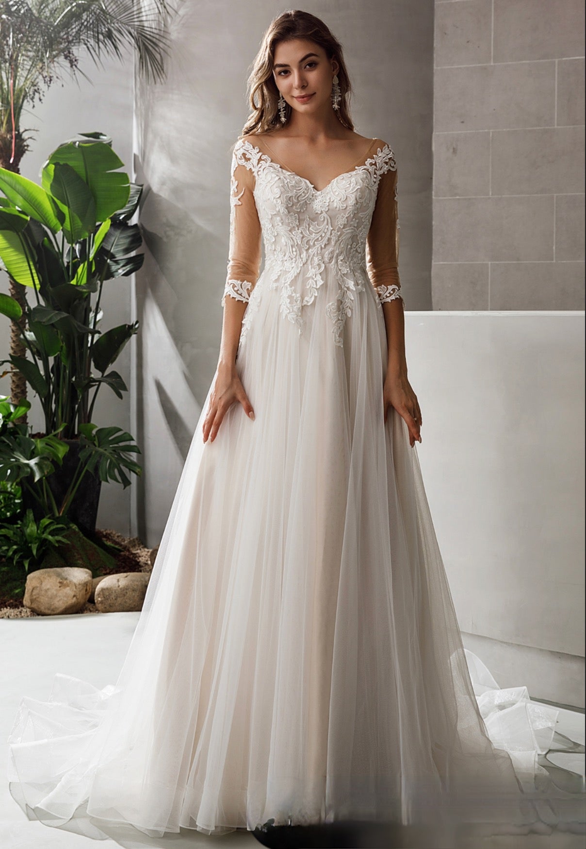 Champagne Plus Size Wedding Dresses 3/4 Sleeves V Neck Lace Applique Bridal  Gown