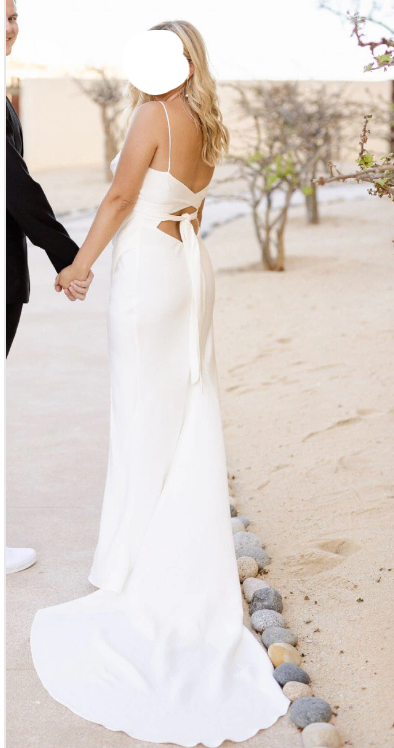 
                      
                        Simple Sexy Boho Mermaid High Slit Bohemian Satin Wedding Bridal Gown
                      
                    