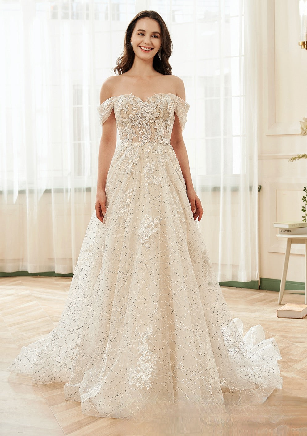 Floral Lace Sweetheart Sequin Tulle Wedding Dress With Detachable Straps