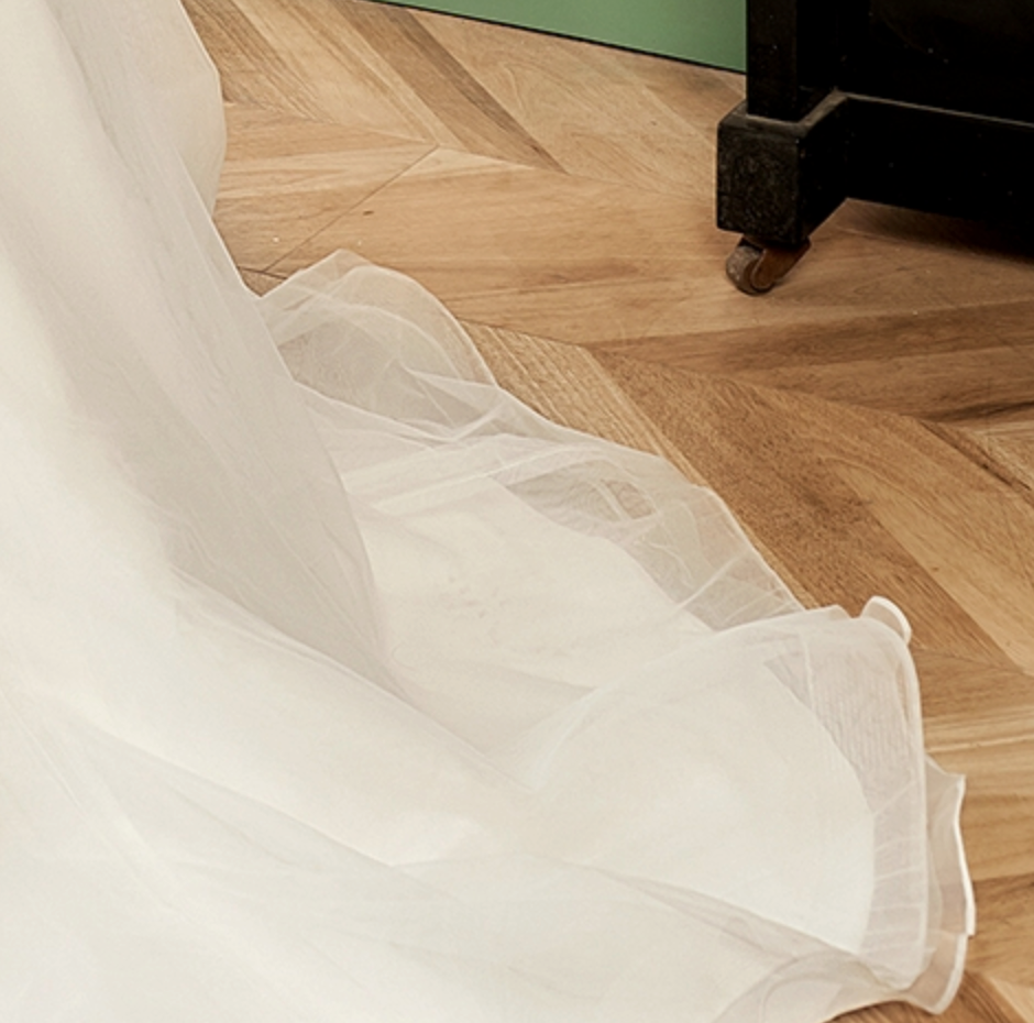 
                      
                        Mermaid Embroidered Heavy Beaded Wedding Dress
                      
                    