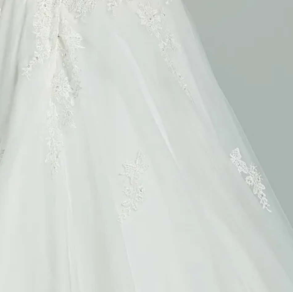 
                      
                        Elegant A-Line Sheer Back Bridal Gown With Appliques
                      
                    