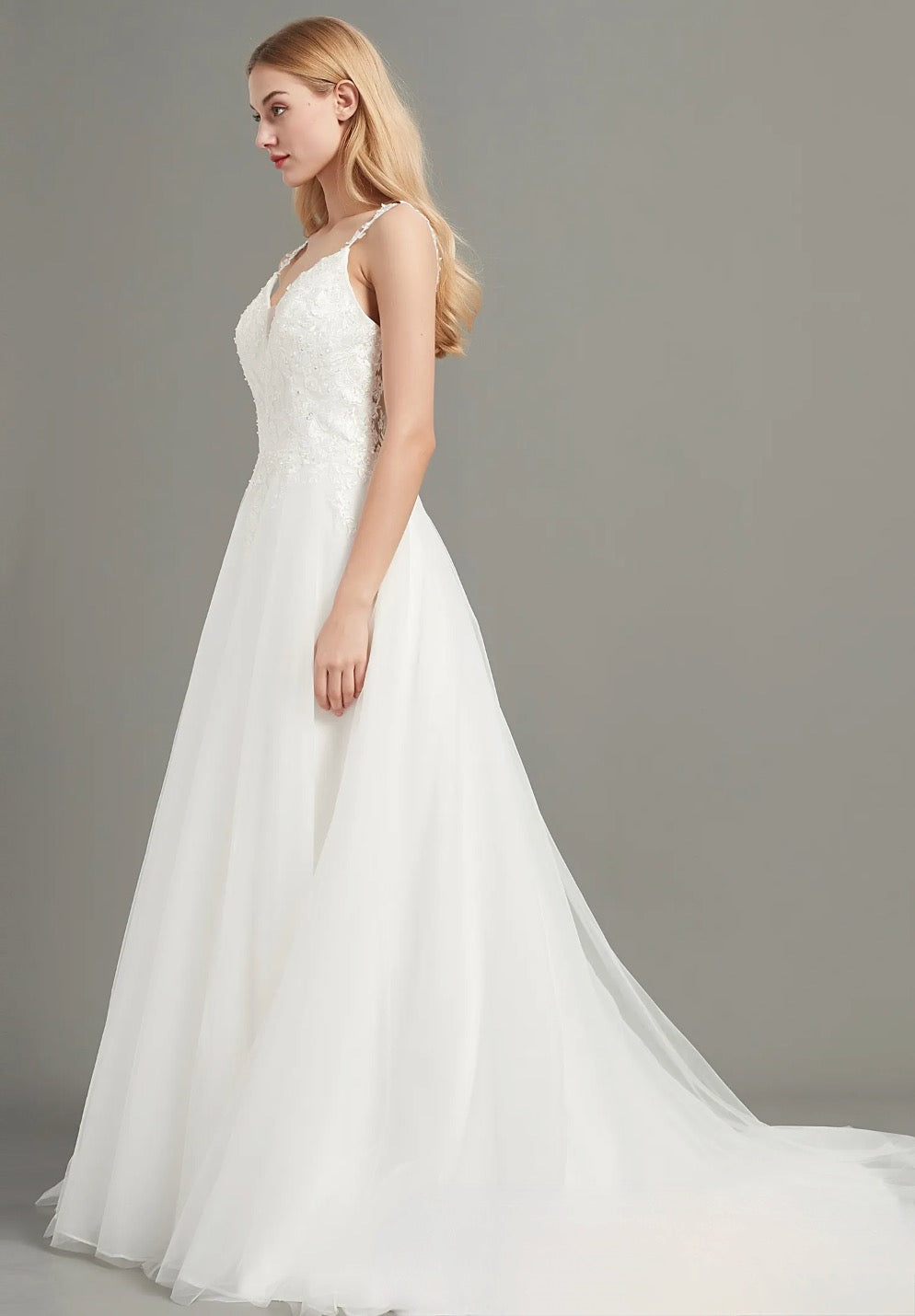 Sweetheart Bridal Wedding Gown With Low Back