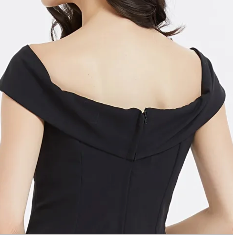 
                      
                        Classic Off The Shoulder Split Long Bridesmaid Dress
                      
                    