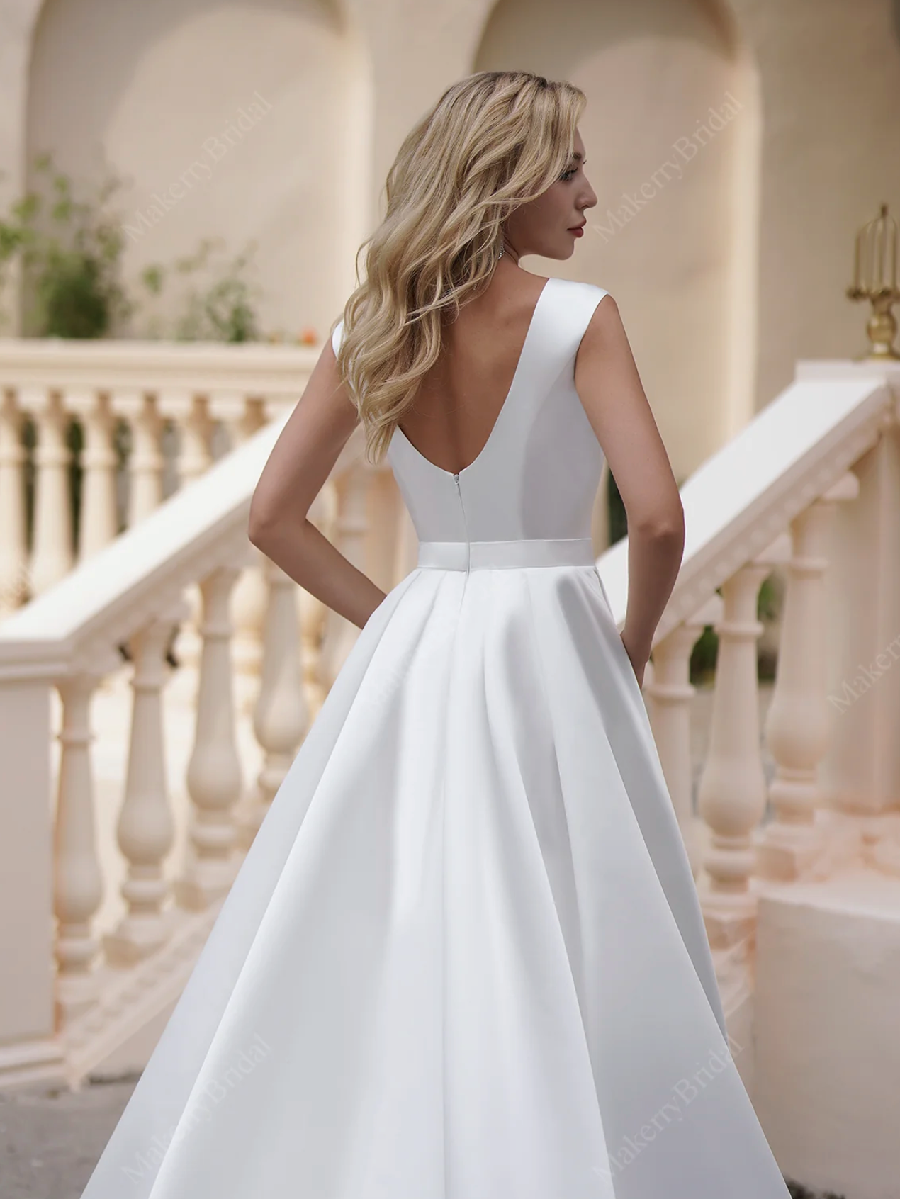 Wedding Dress 101: What Fabric Is Your Dress Made Of?