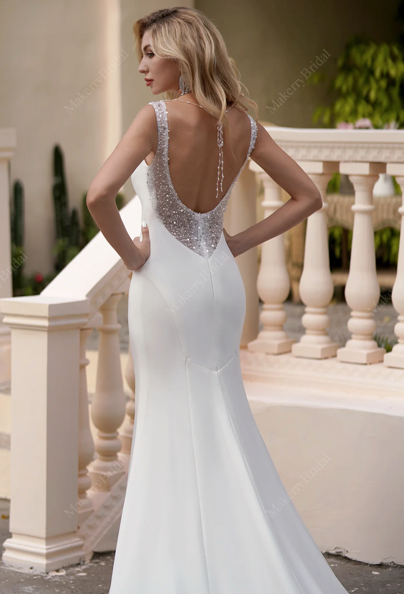 23021 Deep V Neckline Wedding Dress with Mickdo Fabric A-Line Skirt Bridal  Gown Dress with Long Train Dress Foreign Trade Simple Style Dresses with  Class Style - China Wedding Dress and Bridal