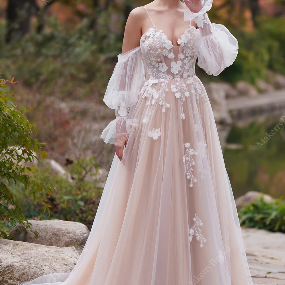 
                      
                        Elegant 3D Flower Appliques A-Line Wedding Dress
                      
                    