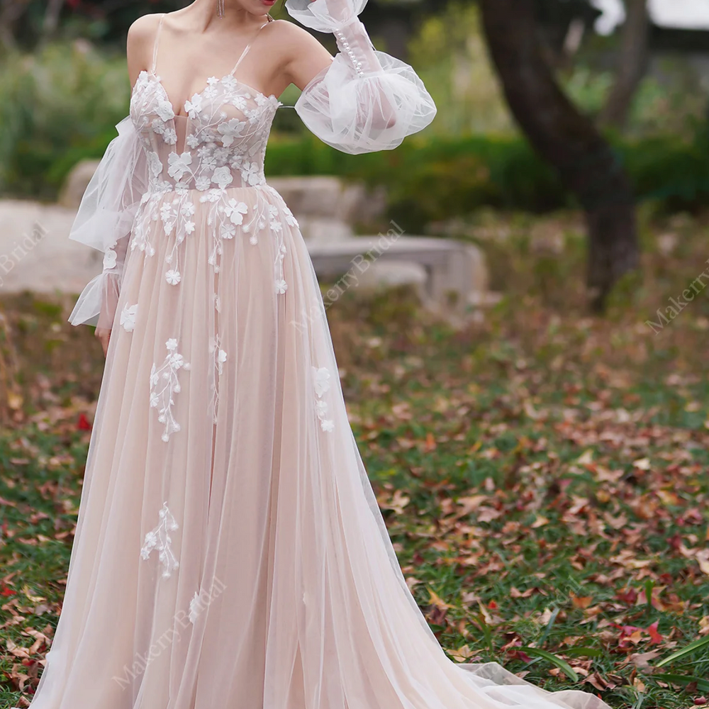 
                      
                        Elegant 3D Flower Appliques A-Line Wedding Dress
                      
                    