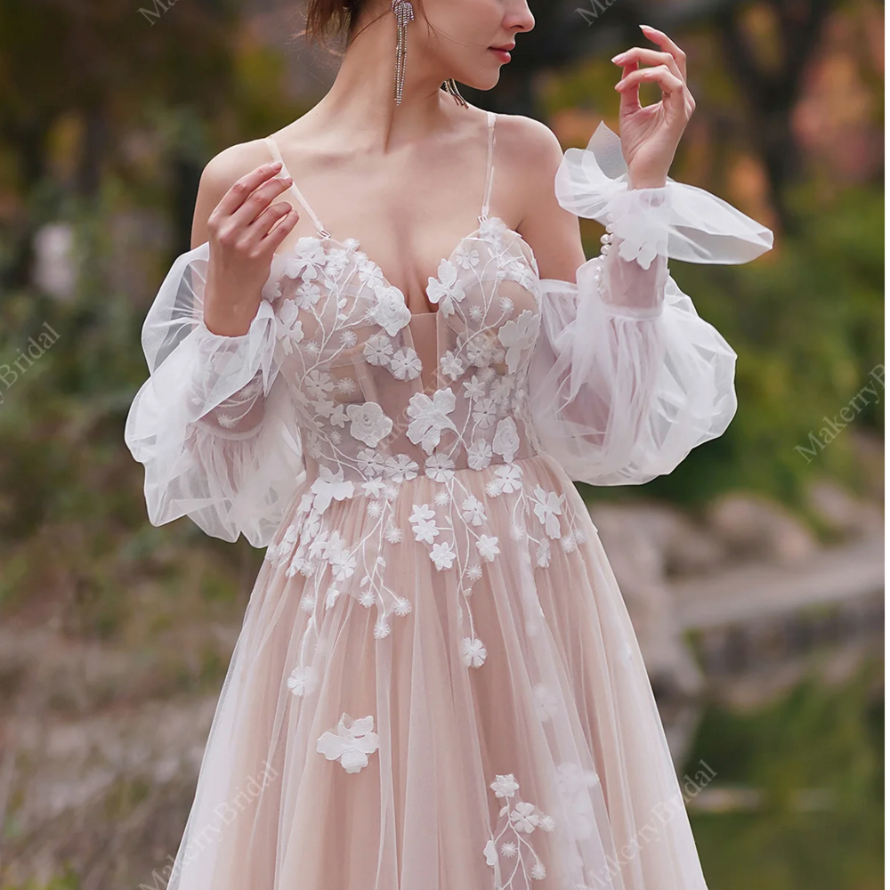 Elegant 3D Flower Appliques A Line Wedding Dress TulleLux Bridal Crowns Accessories