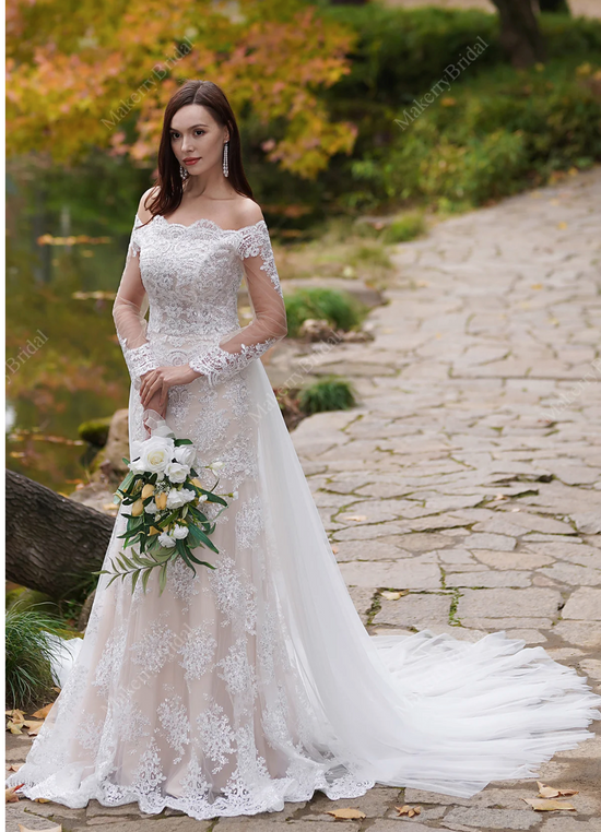 Load image into Gallery viewer, 2 in 1 Off The Shoulder Lace Wedding Dress
