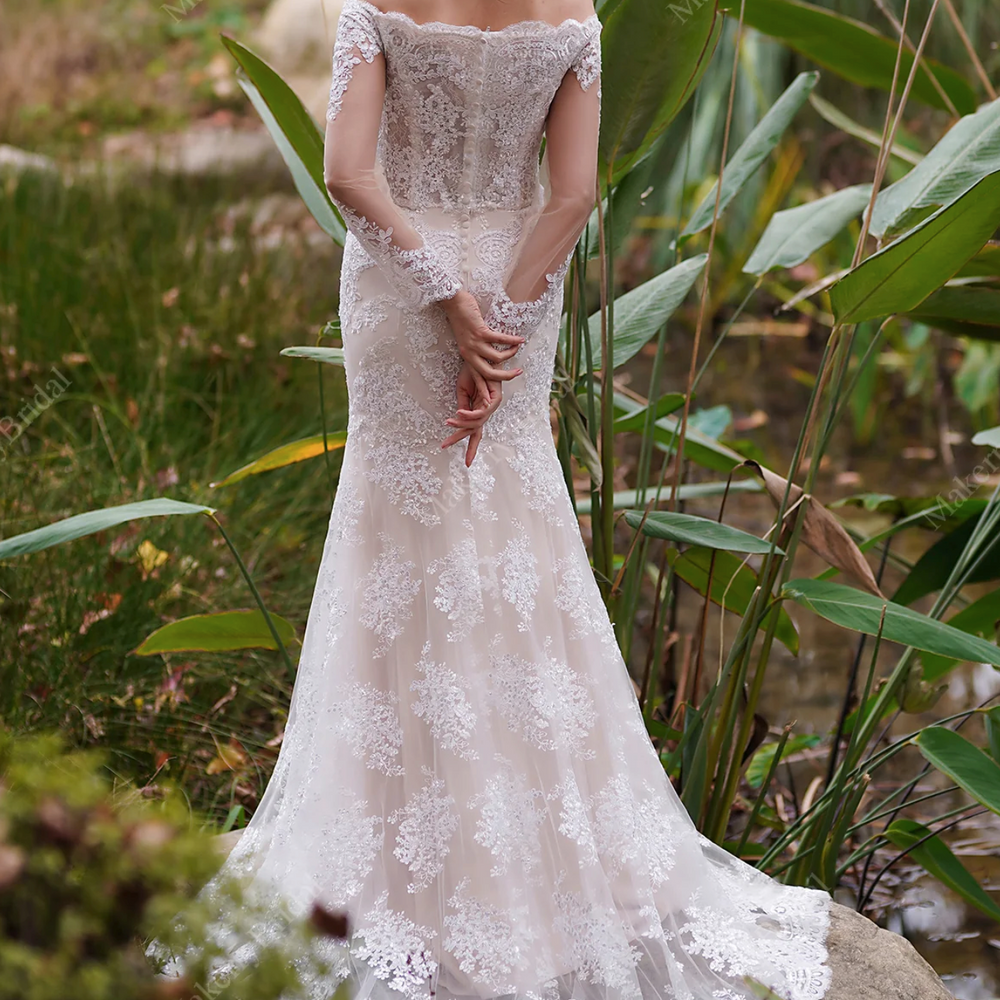 
                      
                        2 in 1 Off The Shoulder Lace Wedding Dress
                      
                    