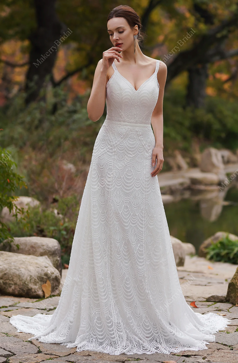 Ripple Patterned Boho Sheath Wedding Dress