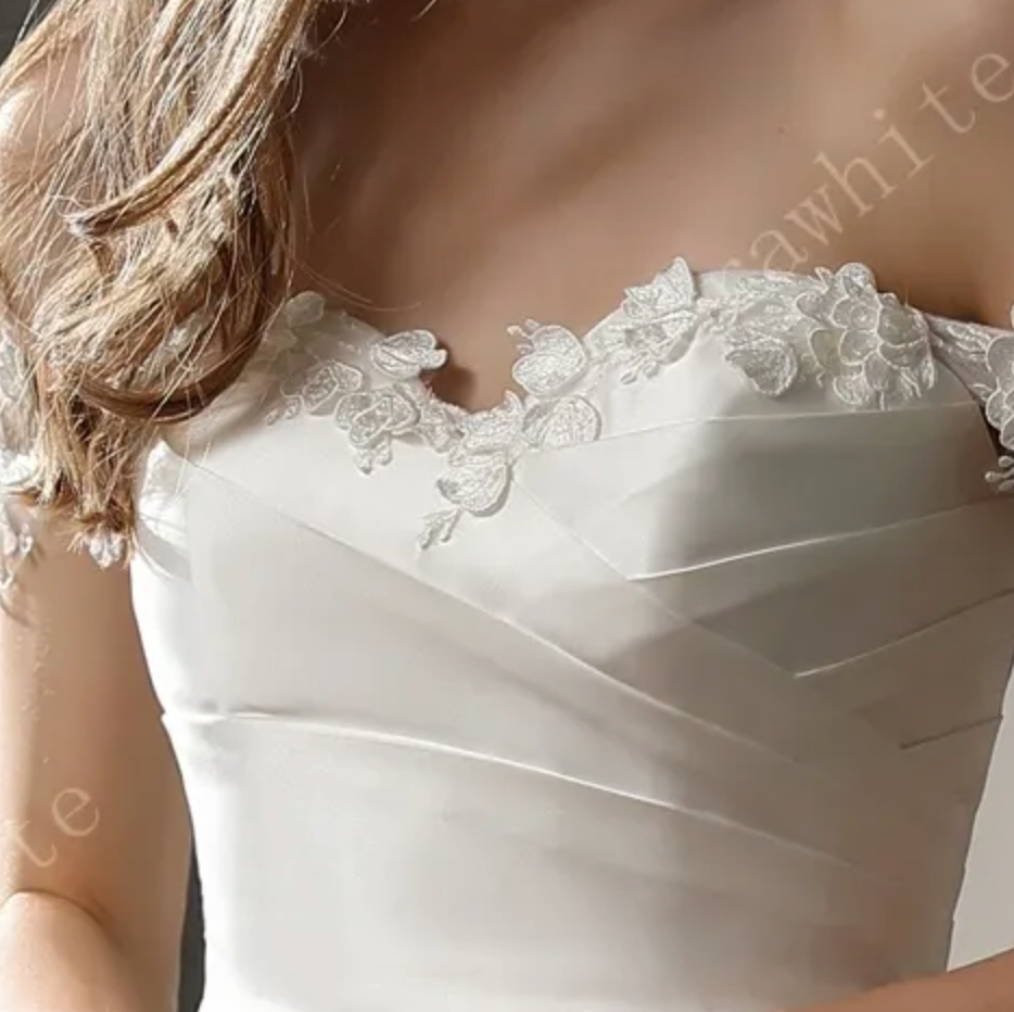 
                      
                        Satin Off-The-Shoulder A-line Bridal Gown with Slit Skirt
                      
                    