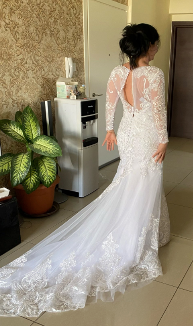 
                      
                        Lace Mermaid Wedding Dress Illusion Tulle Bridal Gown With Button Back
                      
                    