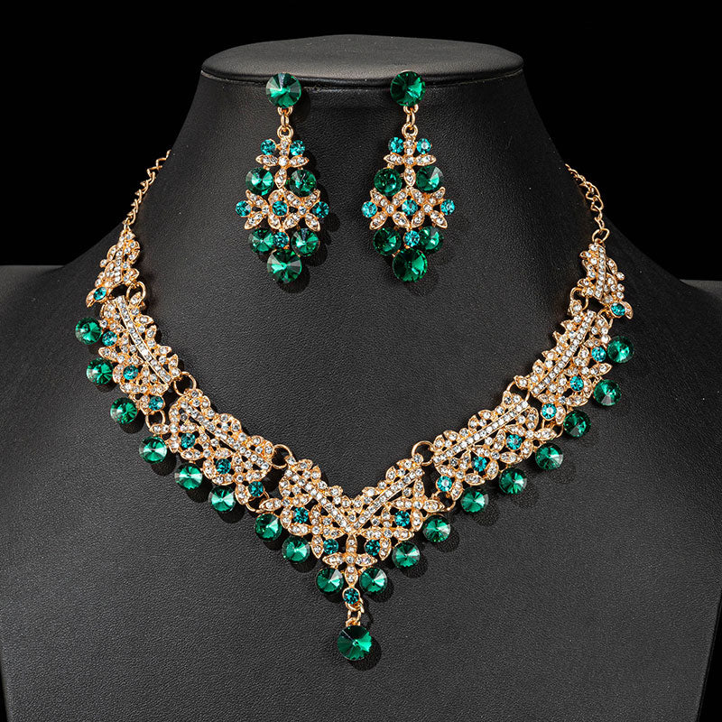 
                      
                        Crystal Necklace  and Earrings Jewelry Set Accessories
                      
                    