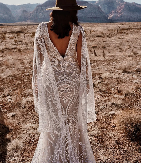 Load image into Gallery viewer, Gorgeous Boho Bohemian V-Neck Open Back Lace Sweep Train Wedding Bridal Dress
