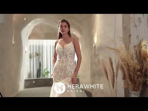 
                      
                        Load and play video in Gallery viewer, Elegant Mermaid Gown With Detachable Bell Sleeves
                      
                    