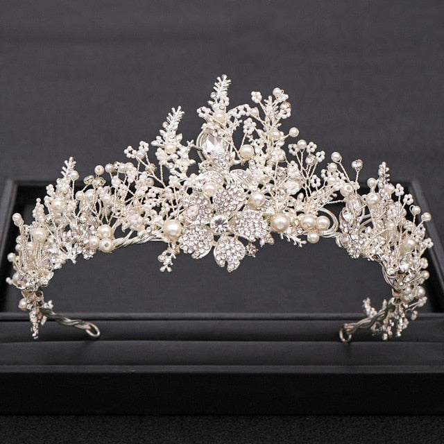 
                      
                        Trendy Handmade  Baroque Rhinestone Pearl Crystal Wedding Bridal Crown Hair Accessory - TulleLux Bridal Crowns &  Accessories 
                      
                    