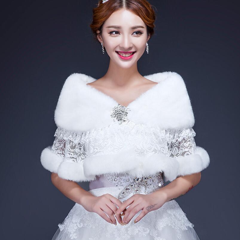 
                      
                        Winter White Faux Fur Wedding Bridal Shawl Shrug - TulleLux Bridal Crowns &  Accessories 
                      
                    